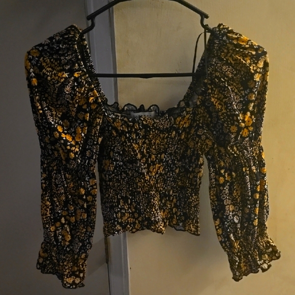 Topshop Floral Smocked Women's Blouse (S)(2) (NWOT) 🌼✨️ - Picture 1 of 4